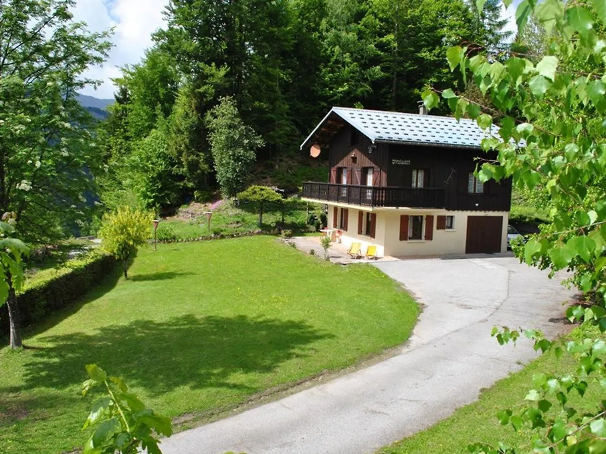 Chalet Spacieux 10 Pers. Avec Jardin, Cheminee, Cuisine Equipee A Cohennoz, Proche Nature - Fr-1-733-29  Cohennoz